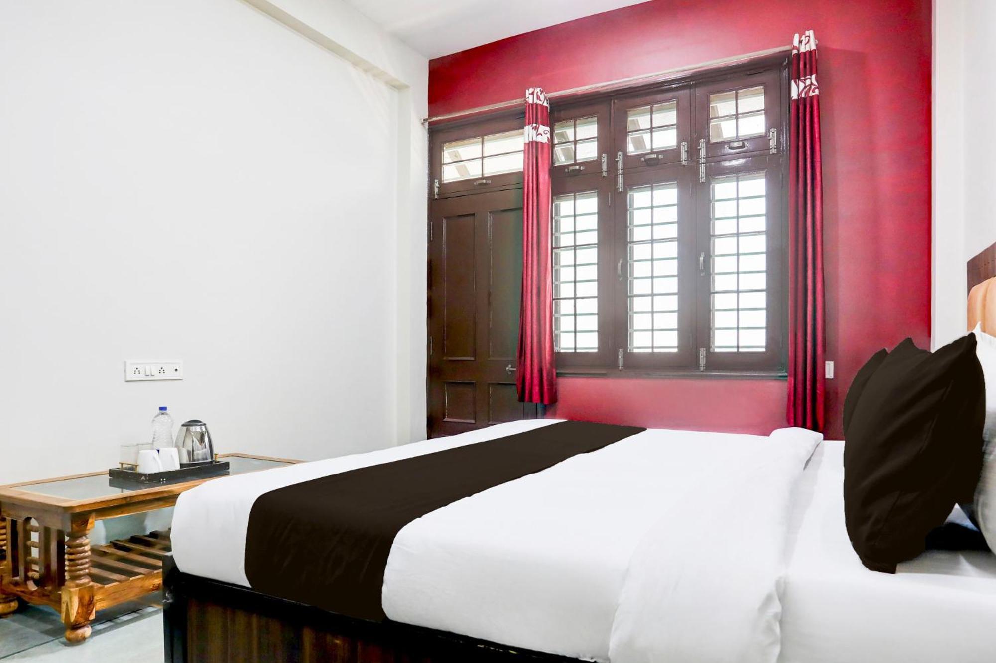 Hotel O The Baba Gest House Индаур Экстерьер фото